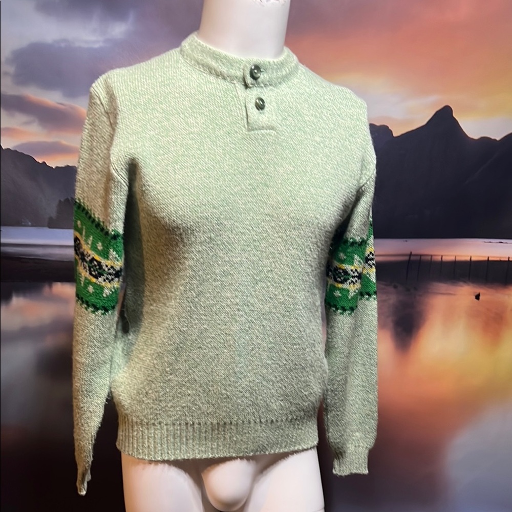 Vintage John Deere Seater with Patterned Sleeves